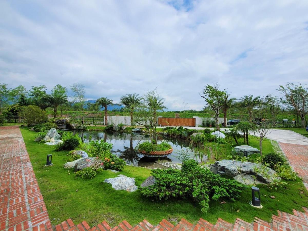 山花映水紅莊園民宿 Apartment Yuemei Ngoại thất bức ảnh